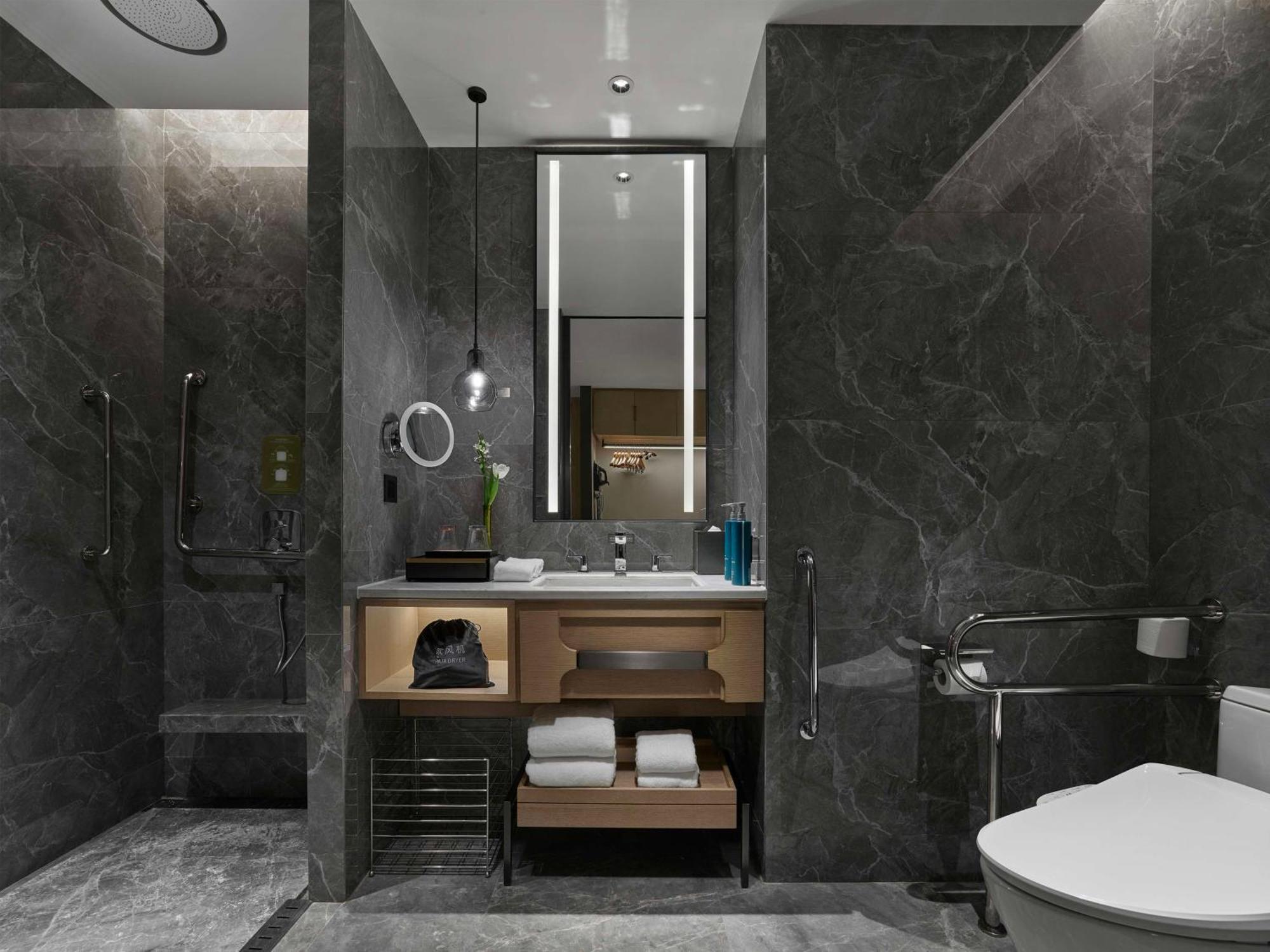 Doubletree By Hilton Chengdu Riverside - Close To Panda Base And Chengdu East Railway 외부 사진